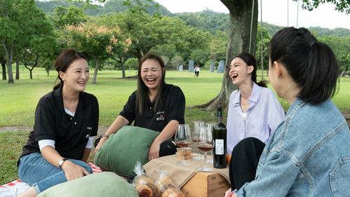 Let's Go Home Season 1 Episode 6 - Episode 6