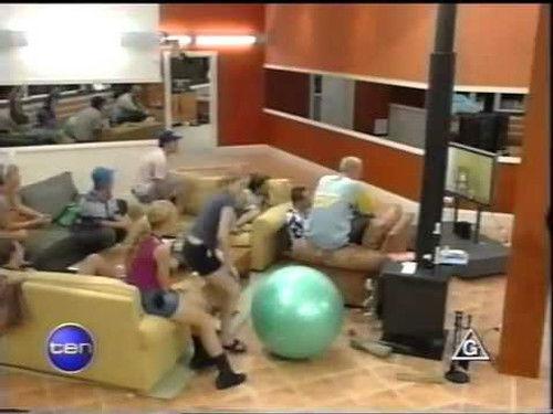 Big Brother Season 1 Episode 4 - Day 4 - Daily Show