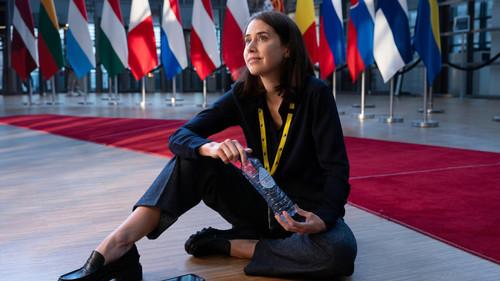 Parliament Season 4 Episode 5 - Deutsche Qualität