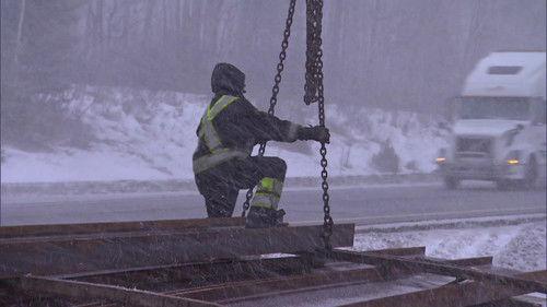 Heavy Rescue: 401 Season 4 Episode 13 - Always Makes My Knees Knock