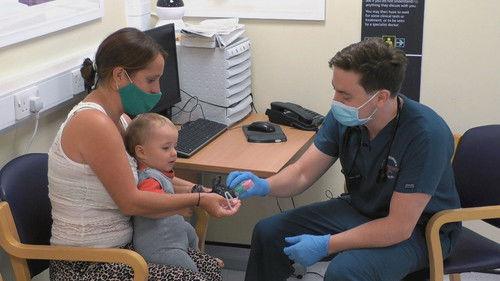 24 Hours in A&E Season 26 Episode 6 - I Got You Babe