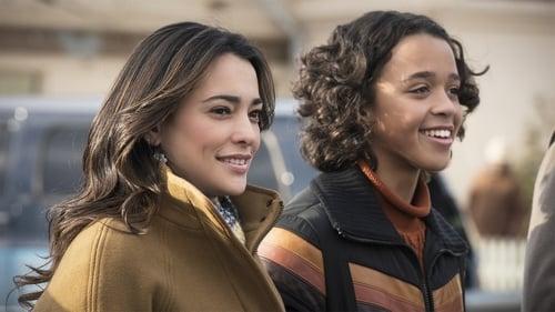 The Twilight Zone Season 2 Episode 8 - A Small Town