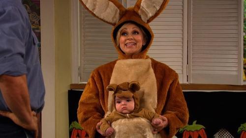 Good Luck Charlie Season 3 Episode 16 - Le Halloween