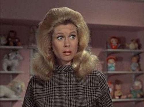 Bewitched Season 6 Episode 1 - Samantha and the Beanstalk