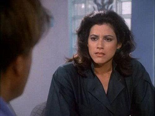 Miami Vice Season 3 Episode 24 - Heroes of the Revolution