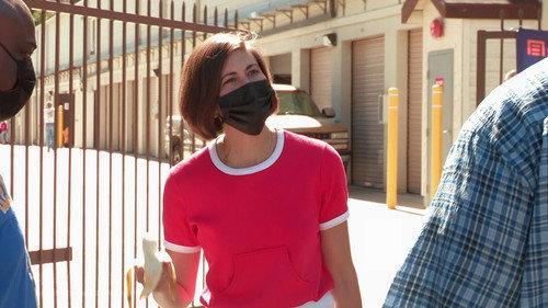 Storage Wars Season 15 Episode 18 - Does a Bear Bid in the Woods?