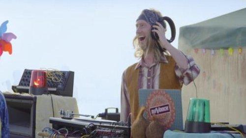 Malibu Rescue: The Series Season 1 Episode 2 - Escape from Party Beach