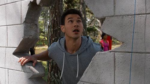 Power Rangers Season 22 Episode 14 - True Black