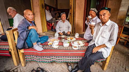 Foreign Correspondent Season 27 Episode 11 - Leave No Dark Corner