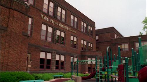 Mike & Molly Season 1 Episode 19 - Peggy Shaves Her Legs