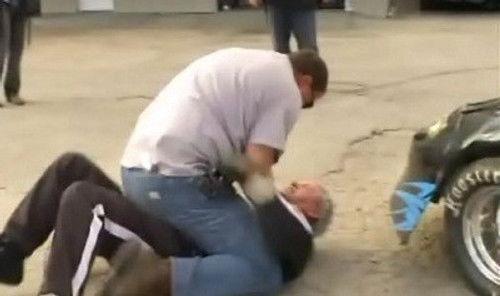 Lizard Lick Towing Season 1 Episode 5 - Episode 105