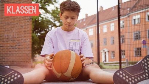 Klassen Season 12 Episode 6 - Melvin is alone