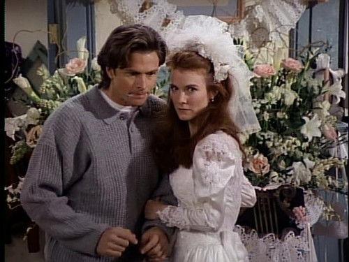 Wings Season 6 Episode 12 - She's ... Back