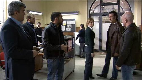 The new squad Season 2 Episode 1 - Your new boss / I don't like goodbyes