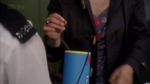 Doc Martin Season 5 Episode 4 - Mother Knows Best