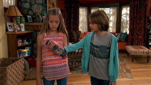 Nicky, Ricky, Dicky & Dawn Season 1 Episode 6 - Remote Control Control