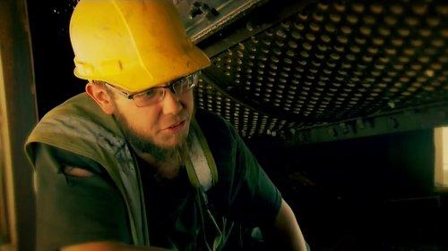 Gold Rush Season 6 Episode 3 - Moving the Monster