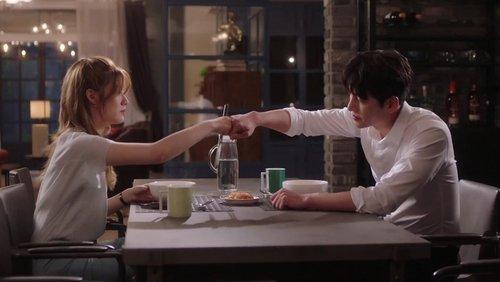 Suspicious Partner Season 1 Episode 7 - Reunion and Reunion (1)