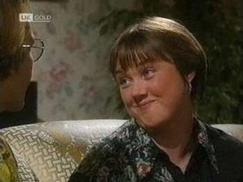 Birds of a Feather Season 2 Episode 11 - Love on the Run