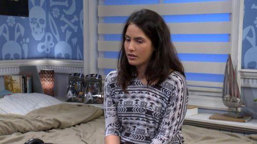 Mishpaha Sholetet Season 1 Episode 18 - Episode 18