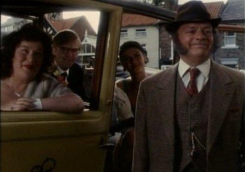 The Darling Buds of May Season 3 Episode 2 - The Happiest Days of Your Life (2)