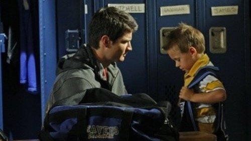 One Tree Hill Season 6 Episode 3 - Get Cape. Wear Cape. Fly.