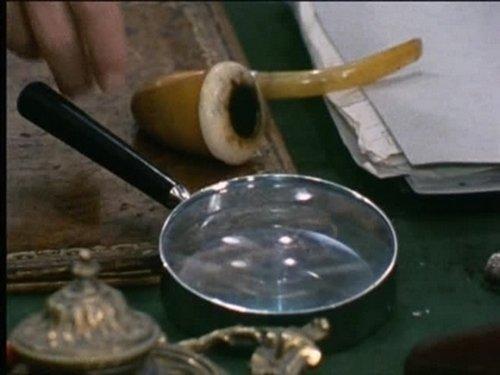 Arsène Lupin Season 2 Episode 5 - L'Homme au chapeau noir