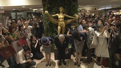 Document 72 Hours Season 9 Episode 21 - Goodbye! My Beloved Department Store