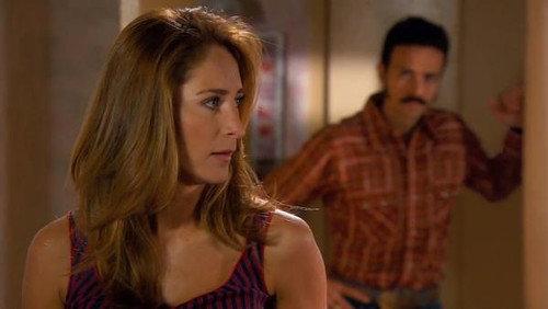 Duenos Del Paraiso Season 1 Episode 10 - Episode 10