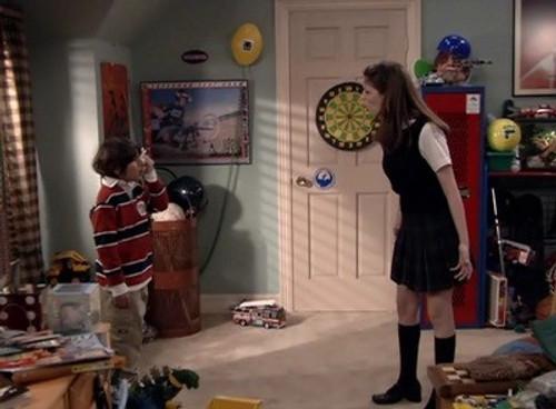 George Lopez Season 2 Episode 21 - I Only Have Eyes for You