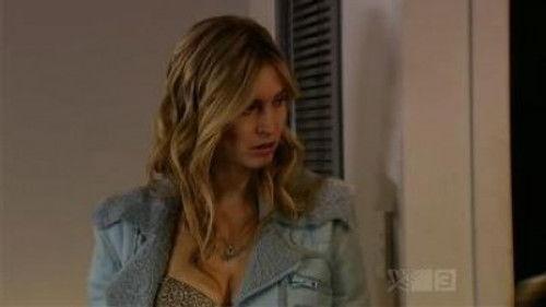 Outrageous Fortune Season 4 Episode 10 - The King, The King's to Blame