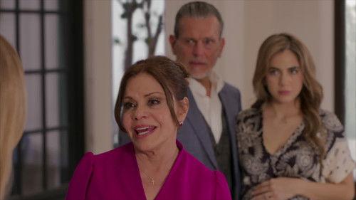Las Hijas de la Señora García Season 1 Episode 72 - Un momento difícil para Camila