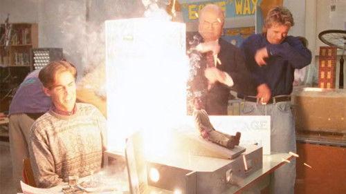 MacGyver Season 5 Episode 13 - Live and Learn