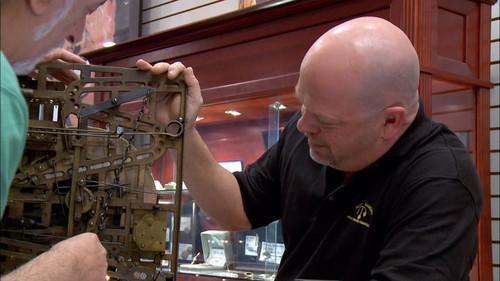 Pawn Stars Season 9 Episode 51 - Get in the Ring