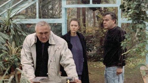 Polizeiruf 110 Season 21 Episode 5 - Das Treibhaus