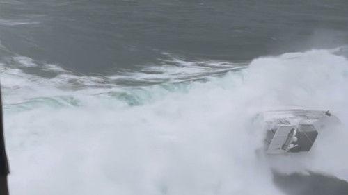 Body Cam Season 9 Episode 6 - "Mayday, Mayday"