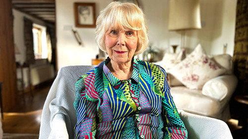 Remembers… Season 3 Episode 16 - Wendy Craig Remembers… Butterflies