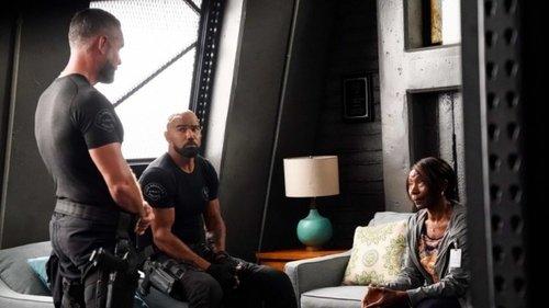 S.W.A.T. Season 8 Episode 1 - Vanished