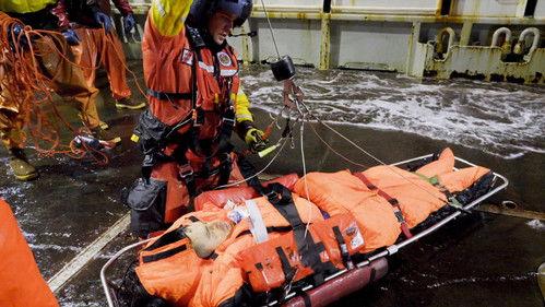 Deadliest Catch Season 18 Episode 3 - Five Souls on Board