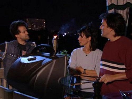 Un gars, une fille Season 5 Episode 8 - Au salon 4 - Sur le toit - La Régie du logement