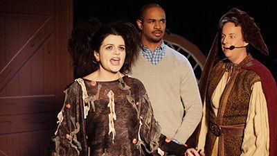 Happy Endings Season 3 Episode 19 - The Storm Before the Calm