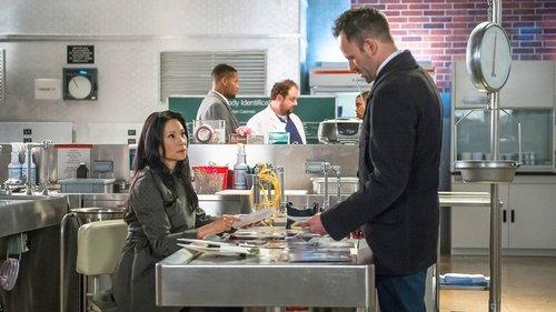 Elementary Season 2 Episode 23 - Art in the Blood