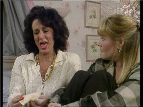 Birds of a Feather Season 1 Episode 3 - Shift!