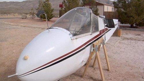 Pawn Stars Season 2 Episode 14 - Flight of the Chum