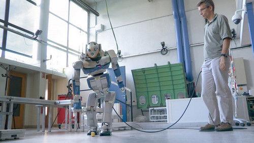 The World in Front Season 11 Episode 12 - Episode 12