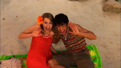 Good Luck Charlie Season 2 Episode 19 - Sun Show (2)