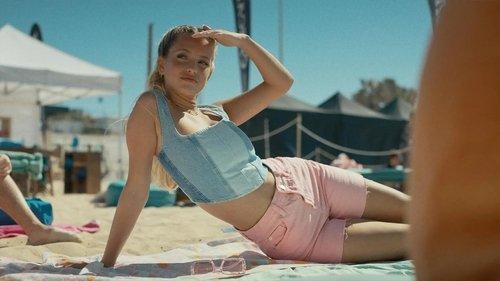 Sweet Strawberries Season 1 Episode 3 - Cats and Bots