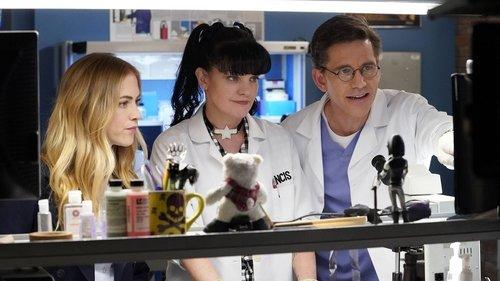 NCIS Season 15 Episode 21 - One Step Forward