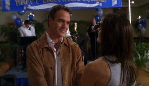 Desperate Housewives Season 2 Episode 19 - Don't Look at Me