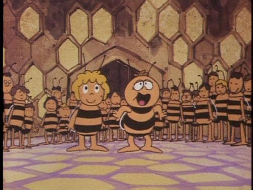 Maya the Bee Season 2 Episode 12 - Willi Stands Guard